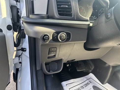 New 2025 Ford Transit 250 148 Medium Roof image 14