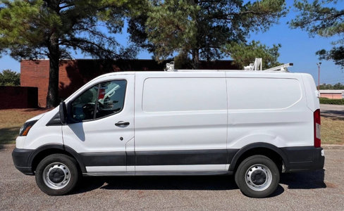 Used 2019 Ford Transit 250 130 Low Roof image 8