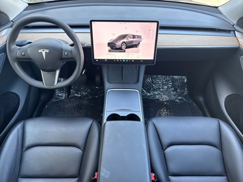 Used 2023 Tesla Model Y Long Range image 13