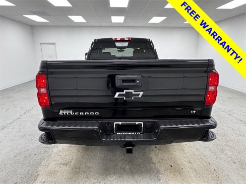 Used 2018 Chevrolet Silverado 1500 LT w/ Midnight Edition image 6