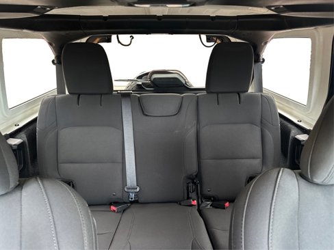 Used 2018 Jeep Wrangler Unlimited Sport S image 22