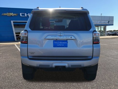Used 2024 Toyota 4Runner SR5 image 4