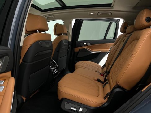 New 2026 BMW X7 xDrive40i image 11