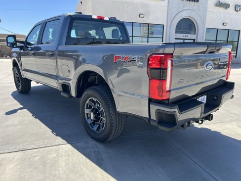 New 2026 Ford F250 4x4 Crew Cab Super Duty image 3