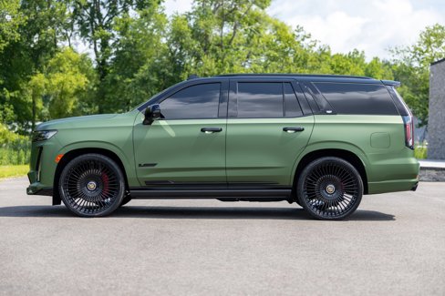 Used 2023 Cadillac Escalade V image 10