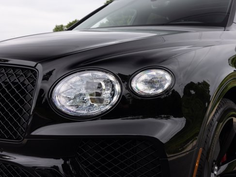 New 2025 Bentley Bentayga image 17