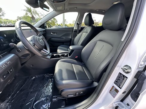 Used 2025 Hyundai Kona Limited image 25