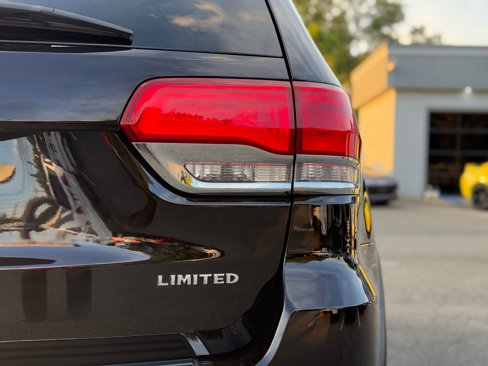 Used 2019 Jeep Grand Cherokee Limited image 10