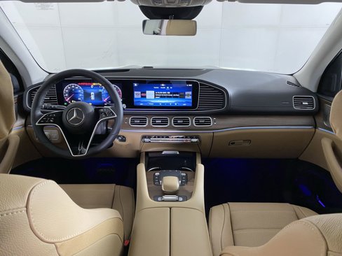 New 2025 Mercedes-Benz GLS 450 4MATIC image 15