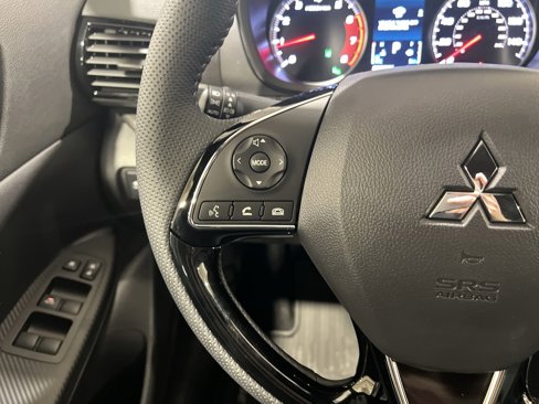 New 2025 Mitsubishi Eclipse Cross Black Edition image 14
