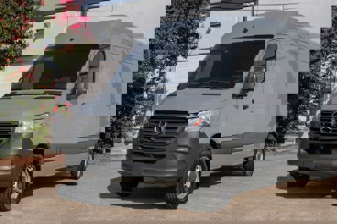 Used 2022 Mercedes-Benz Sprinter 2500 image 6
