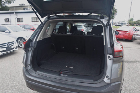Used 2021 Nissan Rogue S image 9