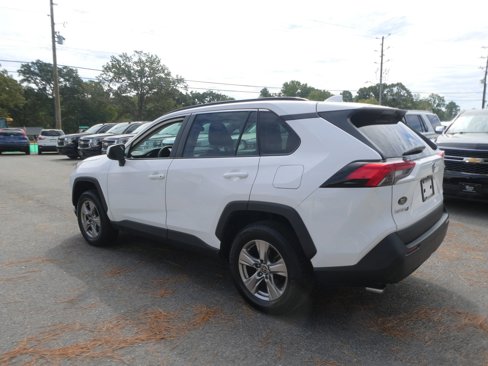 Used 2023 Toyota RAV4 XLE image 8