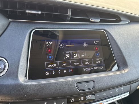 Used 2022 Cadillac XT4 Premium Luxury w/ Enhanced Visibility Package image 37