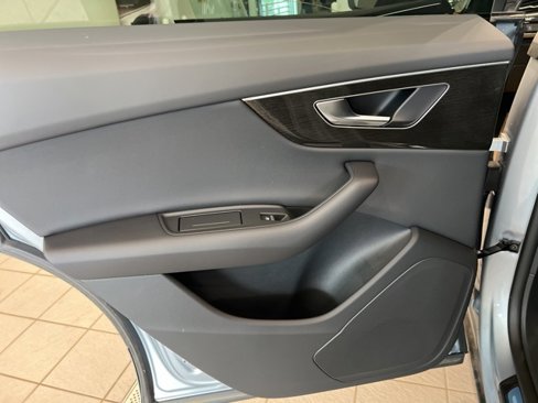 New 2025 Audi Q8 Premium image 14
