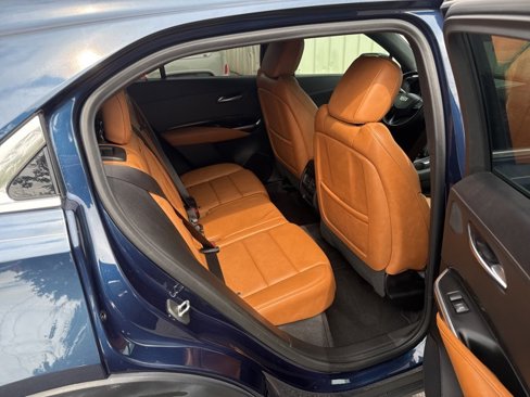 Used 2019 Cadillac XT4 Premium Luxury image 32