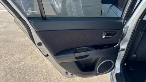 Used 2009 MAZDA MAZDA3 s Touring image 12