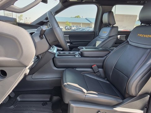New 2025 Ford Expedition Tremor image 19