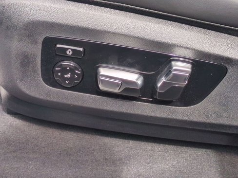 New 2026 BMW X5 xDrive40i w/ Executive Package image 19