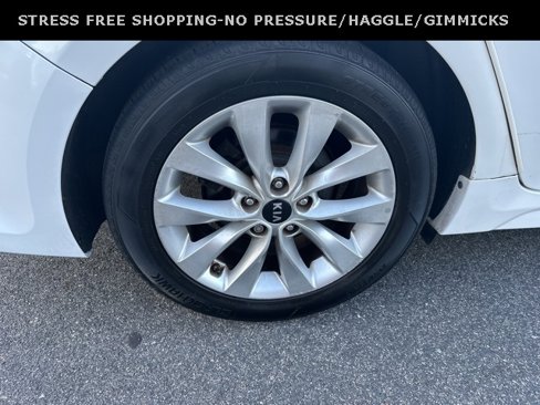 Used 2018 Kia Optima S image 5