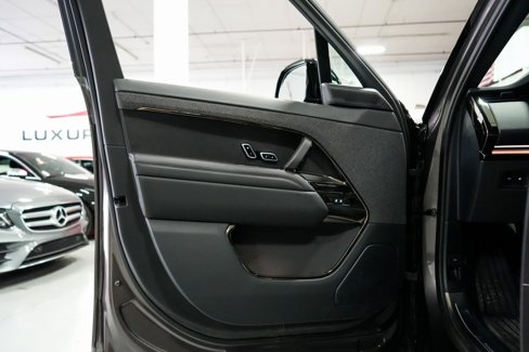 Used 2025 Land Rover Range Rover Sport Dynamic SE image 27