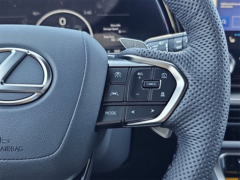 New 2025 Lexus TX 500h AWD image 19