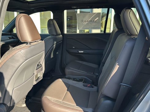 New 2025 Lexus TX 350 AWD image 9