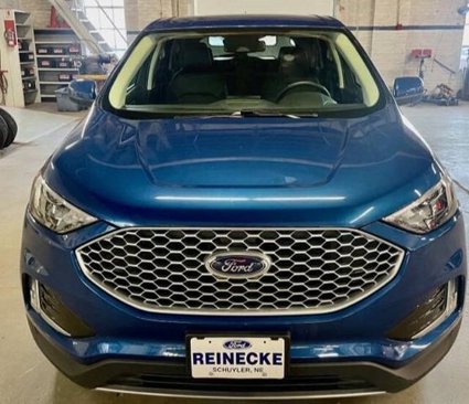 Certified 2023 Ford Edge SEL w/ Convenience Package image 2