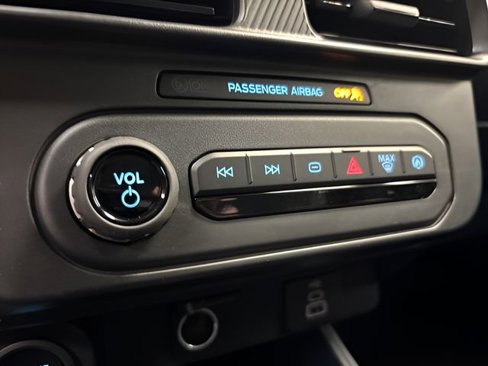 New 2025 Ford Maverick XLT w/ XLT Luxury Package image 27
