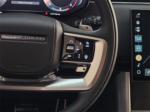 New 2025 Land Rover Range Rover SE image 27