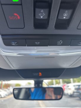 Used 2025 Nissan Pathfinder Platinum image 41