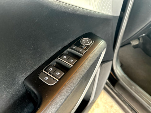 Used 2022 Kia Soul LX image 27