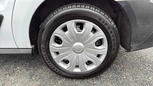 Used 2020 Ford Transit Connect XL image 11