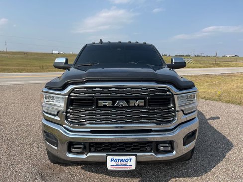 Used 2020 RAM 3500 Limited w/ Max Tow Package image 2