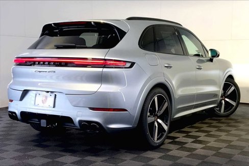 New 2026 Porsche Cayenne GTS image 7