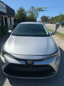Used 2020 Toyota Corolla LE image 2