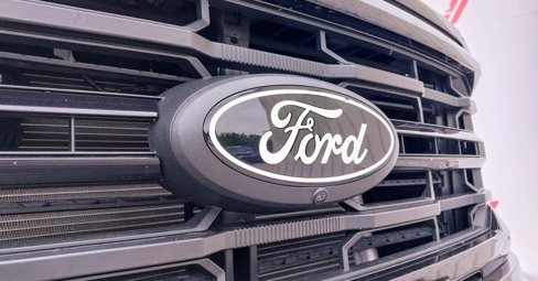 Used 2024 Ford F150 XLT w/ Equipment Group 302A MID image 2