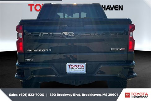 Used 2024 Chevrolet Silverado 1500 ZR2 w/ Technology Package image 4