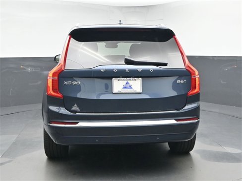 Used 2024 Volvo XC90 B6 Ultimate w/ Lounge Package image 7