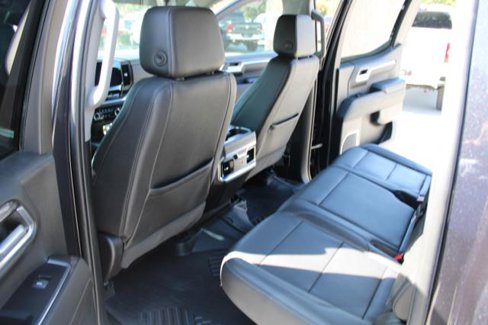 Used 2022 Chevrolet Silverado 1500 LTZ w/ Technology Package image 32