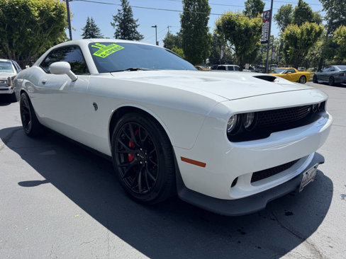 Used 2016 Dodge Challenger SRT Hellcat image 7