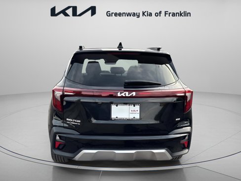 Used 2024 Kia Seltos SX w/ SX Sunroof Package image 6