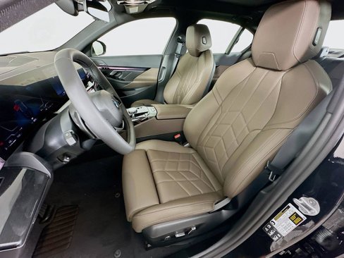 New 2026 BMW 540i xDrive w/ Executive Package image 28