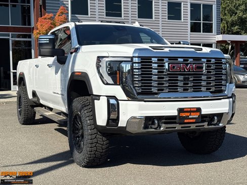 Used 2024 GMC Sierra 3500 Denali w/ Denali Reserve Package image 1