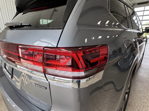 Used 2024 Volkswagen Atlas SE image 11