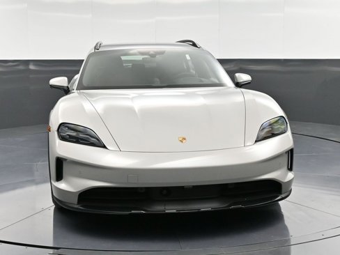 New 2025 Porsche Taycan 4S image 11