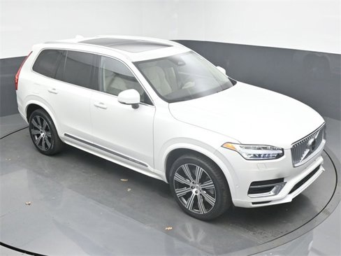 Used 2024 Volvo XC90 T8 Plus w/ Protection Package Premier image 45