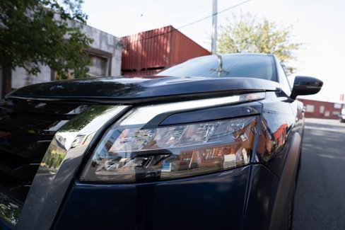 Used 2024 Nissan Pathfinder SV image 23