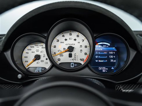 Certified 2025 Porsche 718 Cayman GT4 RS image 23