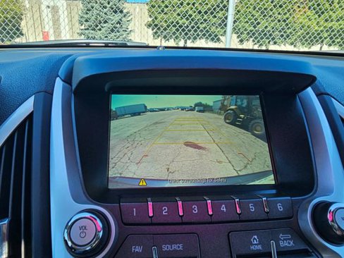 Used 2017 GMC Terrain SLT image 18